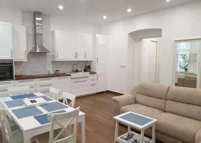 Апартаменты Downtown Vinohrady - Next To Havlicek Park