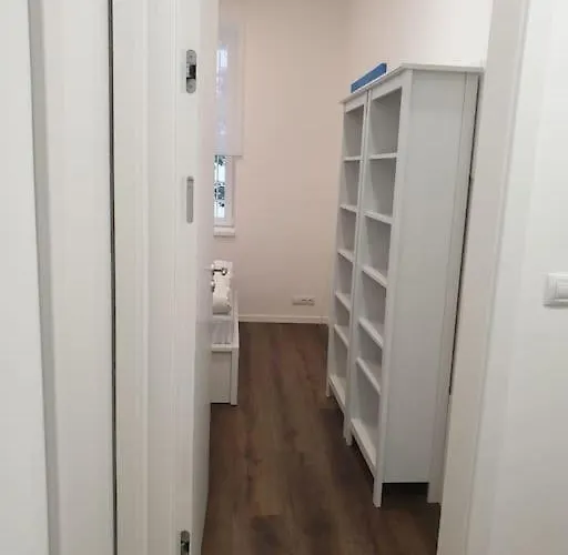 Апартаменты Downtown Vinohrady - Next To Havlicek Park Прага